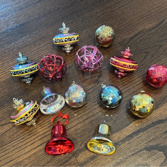 Bradford 1950s Vintage Christmas Unbreakable Holiday Ornament Set - Multicolor - Picture 2 of 5